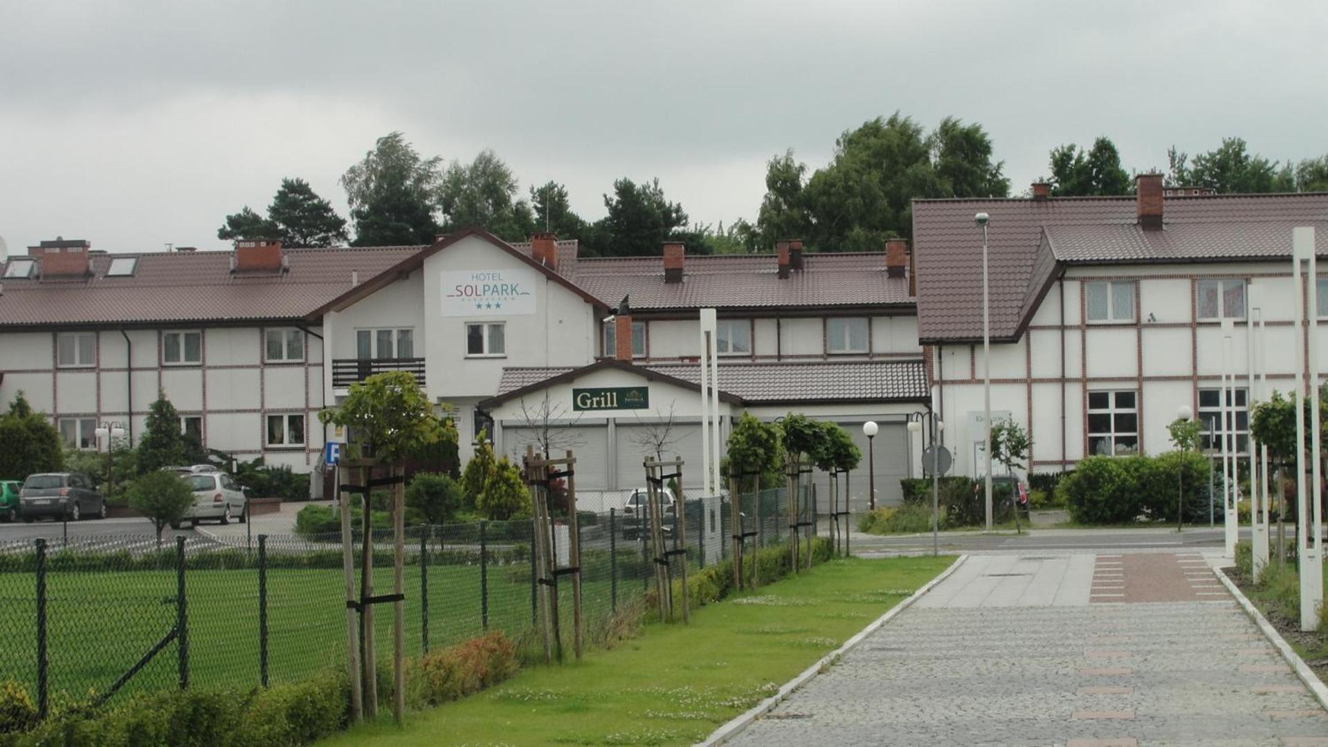 Hotel Solpark Kleszczow  Exterior photo